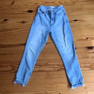Abercrombie and Fitch light blue mom jeans with ankle detail
